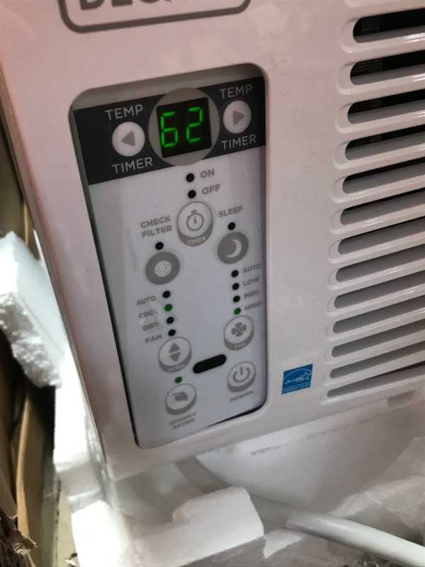 Photo 5 of (DAMAGE, DOES NOT FUNCTION)BLACK+DECKER BD08WT6 Window Air Conditioner with Remote Control , 8000 BTU, Cools Up to 350 Square Feet Energy Efficient, White
**FRONT IS DAMAGED, DOES NOT BLOW AIR, FOR PARTS ONLY**