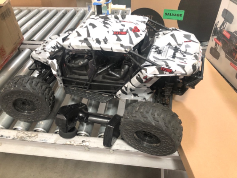 Photo 3 of (MISSING BATTERY) ARRMA RC Truck 1/7 FIRETEAM 6S 4WD BLX Speed Assault Vehicle RTR (Batteries and Charger Not Included), ARA7618T2, White/Black
