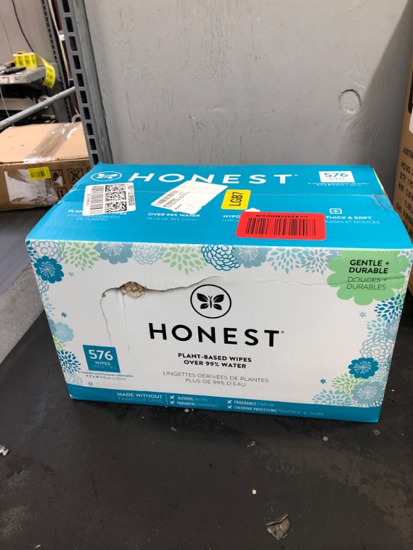 Photo 2 of The Honest Company Wipes, Classic, 576 Count  --bb 10 06 2023
