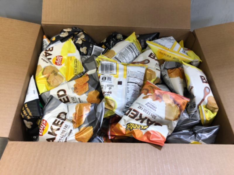 Photo 1 of Frito-Lay Baked & Popped Mix Variety Pack, Pack of 40 -- Best Before 05 23 2022