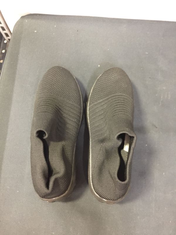 Photo 1 of BLACK SIZE 7 WOMENS SLIP ON SHOES 