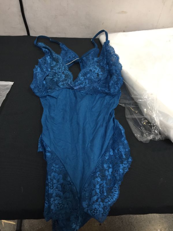 Photo 1 of WOMEN'S LINGERIE SIZE LARGE