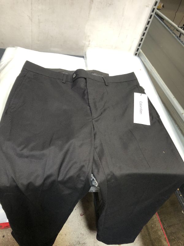 Photo 2 of Calvin Klein Men's Modern Fit Dress Pant SIZE 34W X 32L