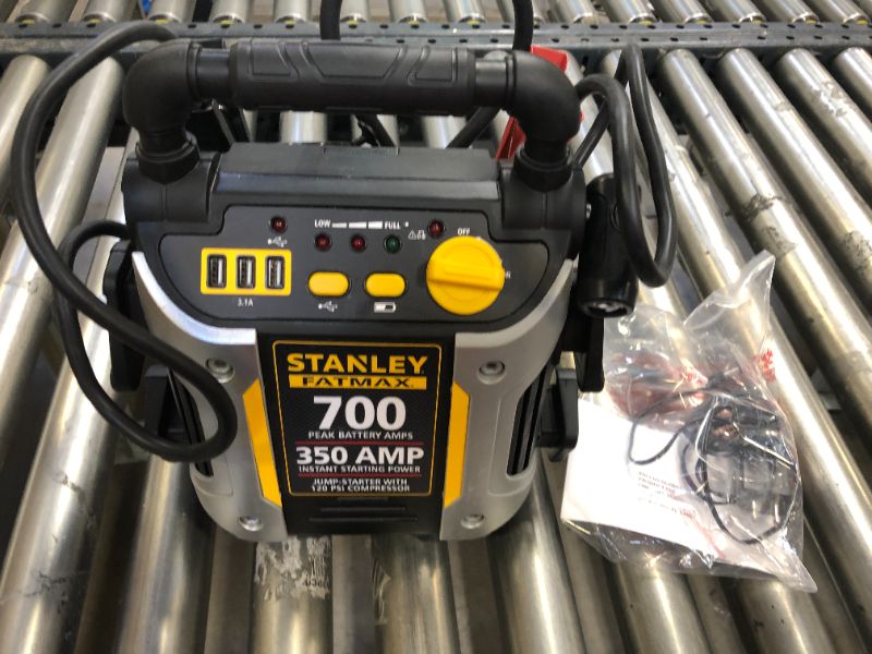Photo 4 of STANLEY FATMAX J7CS Portable Power Station Jump Starter: 700 Peak/350 Instant Amps, 120 PSI Air Compressor, 3.1A USB Ports, Battery Clamps
