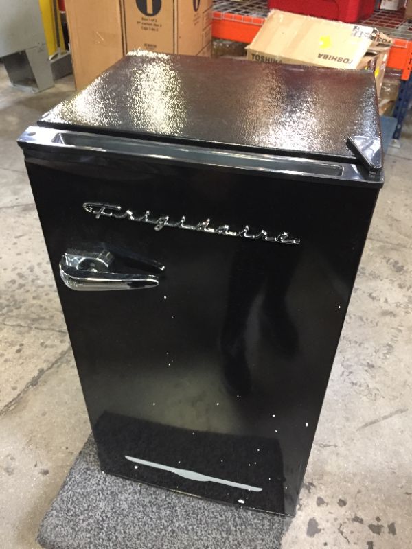 Photo 4 of FRIGIDAIRE EFR376-BLACK 3.1 Cu Ft Black Retro Bar Fridge with Side Bottle Opener----parts only
