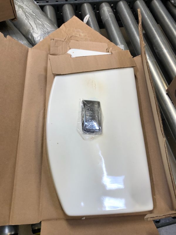 Photo 5 of FOR PARTS ONLY! American Standard H2Option White 1.28-GPF Dual-Flush High Efficiency Toilet Tank !!back part only missing the toilet bowl!! 