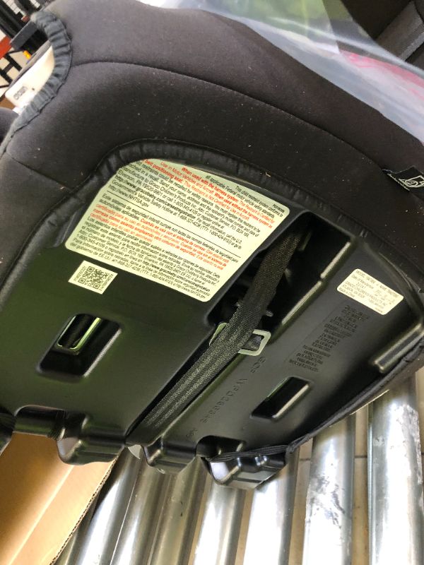 Photo 1 of Graco Tranzitions 3-in-1 Harness Booster, Black