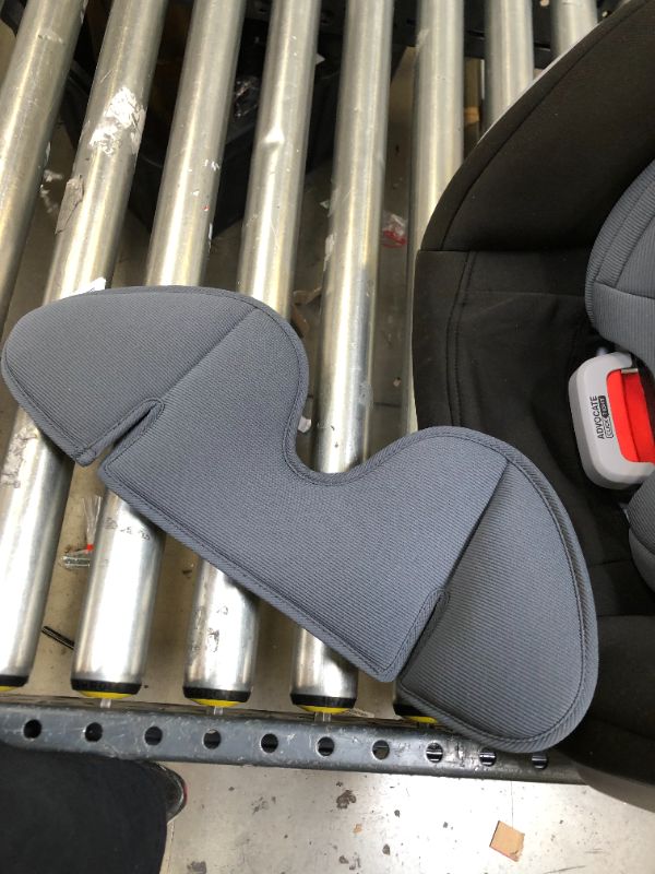 Photo 3 of Britax Advocate ClickTight Convertible Car Seat - Otto Safewash