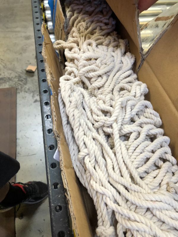 Photo 3 of deluxe cotton rope hammock-----package box is damaged 