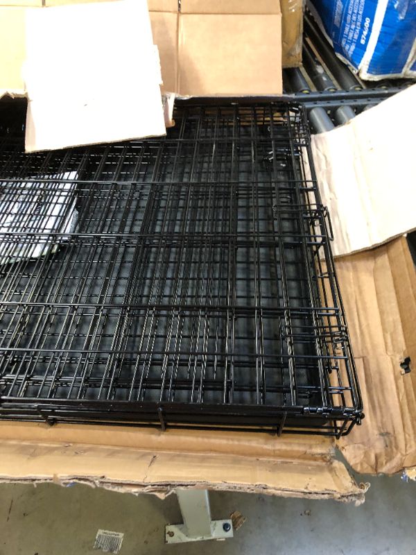 Photo 5 of 4'x30" dog crate ------USED------THERE ARE SOME MINOR DENTS ------