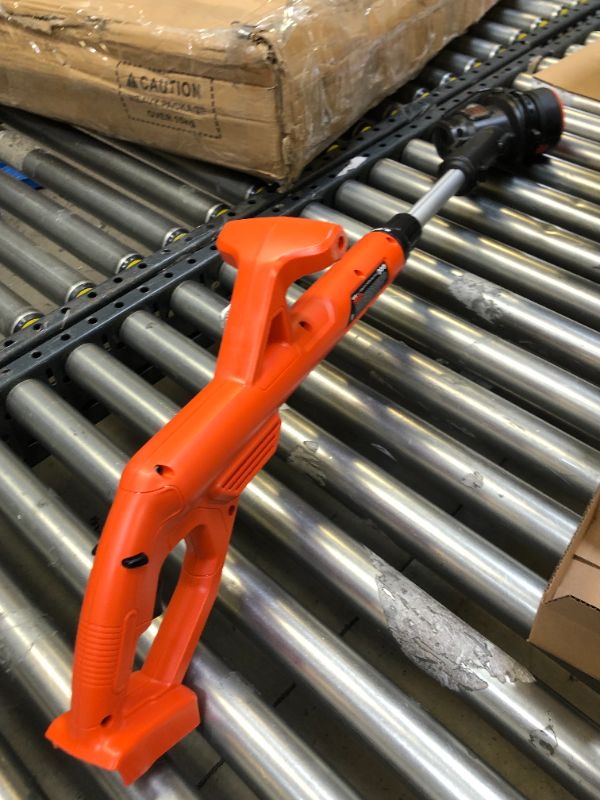 Photo 1 of Black+decker Lcc222 20V Max* Lithium 10 inch String Trimmer & Hard Surface Sweeper + 2 Battery Combo Kit