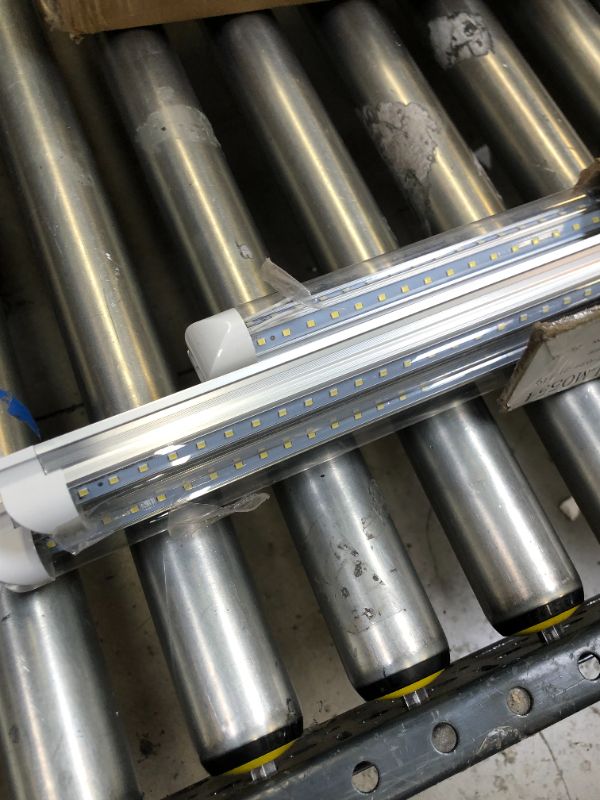 Photo 1 of 4 t8 led lights 3 ft long -----------unable to test 