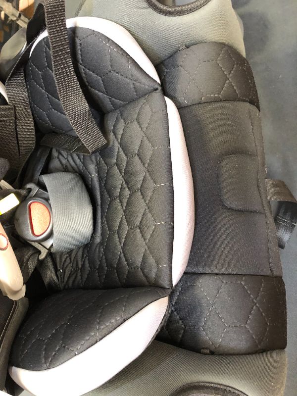 Photo 7 of Evenflo All4One DLX 4-In-1 Convertible Car Seat (Kingsley Black)
