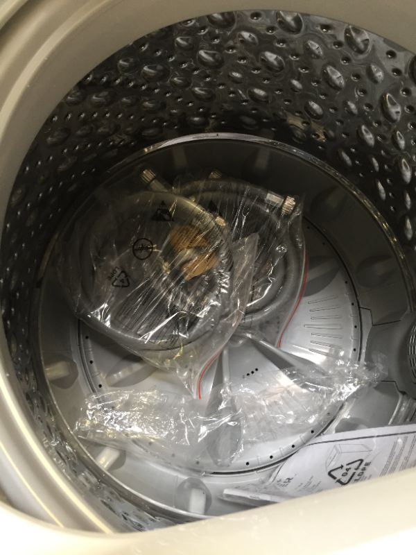 Photo 8 of BLACK+DECKER BPWM20W 2.0 cu.ft. Portable Washer, White--------IT DOES HAVE A MINOR SCRATCH FROM OPENING IT BUT OVER ALL IT IS NEW NEVER BEEN USED -------------
