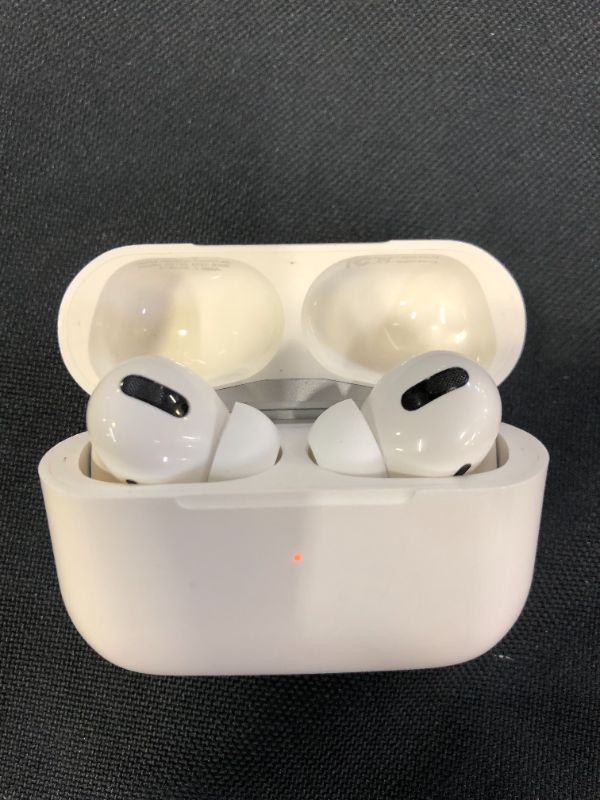 Photo 4 of Apple AirPods Pro Wireless Earbuds with MagSafe Charging Case. Active Noise Cancelling, Transparency Mode, Spatial Audio, Customizable Fit, Sweat and Water Resistant. Bluetooth Headphones for iPhone
FACTORY SEALED