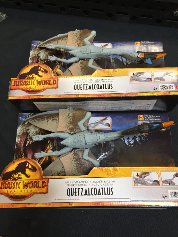 Photo 1 of Jurassic World: Dominion Massive Action Quetzalcoatlus Dinosaur Attack Motion Figure 2 PACK 

