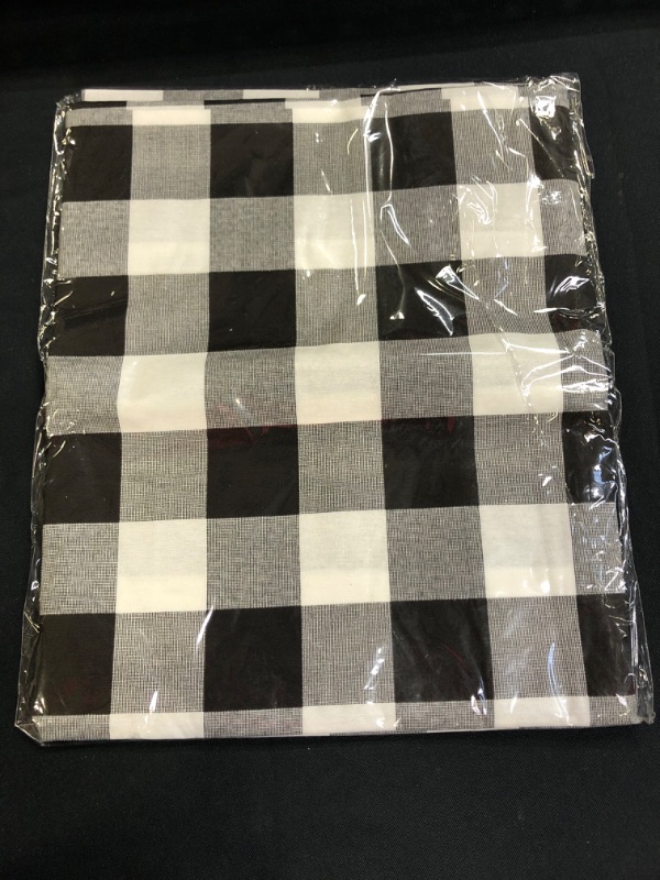 Photo 1 of Buffalo Plaid Rectangle Tablecloth Cotton Linen Check Plaid Table Cover for Christmas Party Wedding Table Decoration ( 55 x 70 Inch, White & Black )
