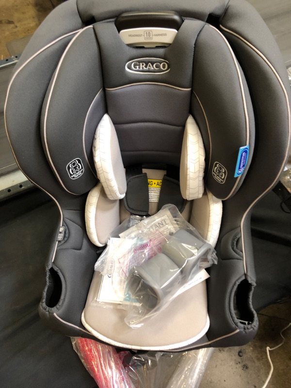 Photo 6 of Graco Extend2Fit Convertible Car Seat | Ride Rear Facing Longer with Extend2Fit, Redmond
