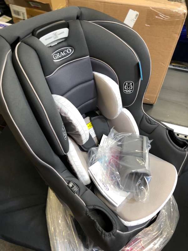 Photo 3 of Graco Extend2Fit Convertible Car Seat | Ride Rear Facing Longer with Extend2Fit, Redmond
