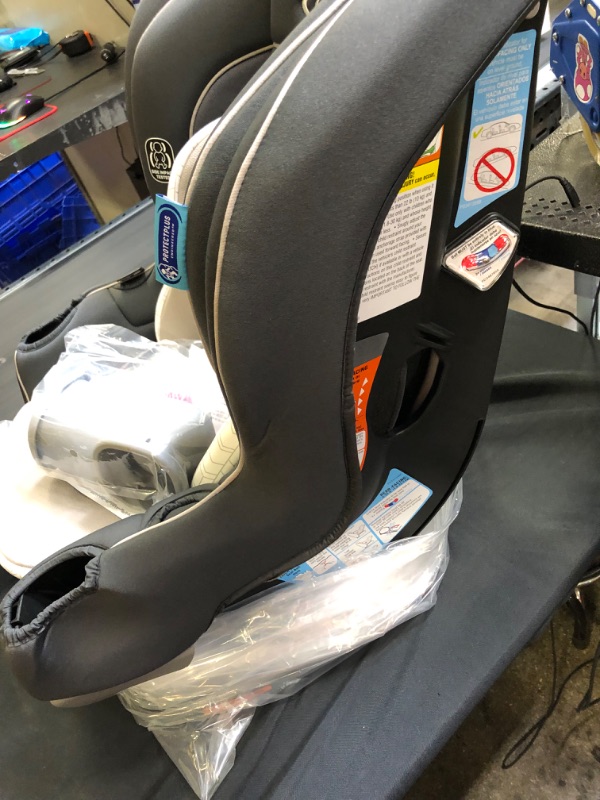 Photo 7 of Graco Extend2Fit Convertible Car Seat | Ride Rear Facing Longer with Extend2Fit, Redmond
