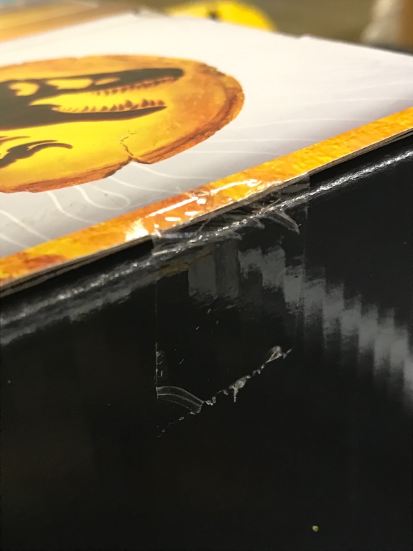 Photo 1 of Matchbox Jurassic World Dominion Jeep Gladiator R/C Vehicle with 6-inch Dracorex Dinosaur Figure, Remote-Control Car with Removable Auto-Capture Claw [ factory sealed brand new ] 
