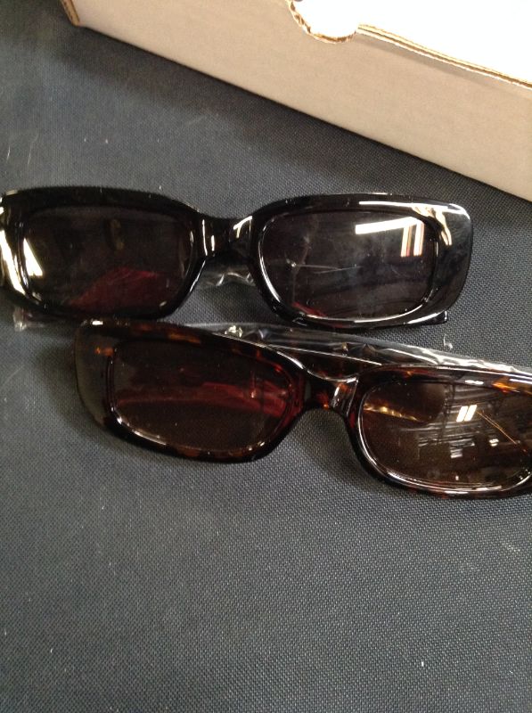 Photo 1 of ADE WU Retro Cat Eye Sunglasses for Women Trendy Vintage Narrow Cateye Glasses UV Protection
