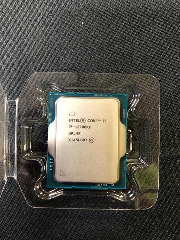 Photo 2 of Intel Core i7-12700KF Desktop Processor 12 (8P+4E) Cores up to 5.0 GHz Unlocked  LGA1700 600 Series Chipset 125W
