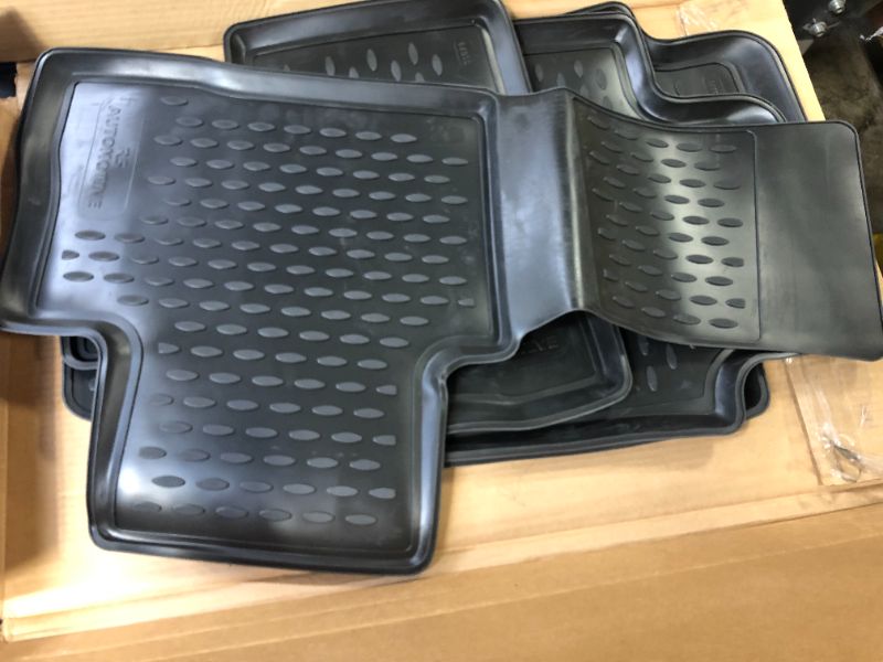 Photo 2 of 4 Piece Vehicle Mats
Generic Brand. Make and Model Unknown