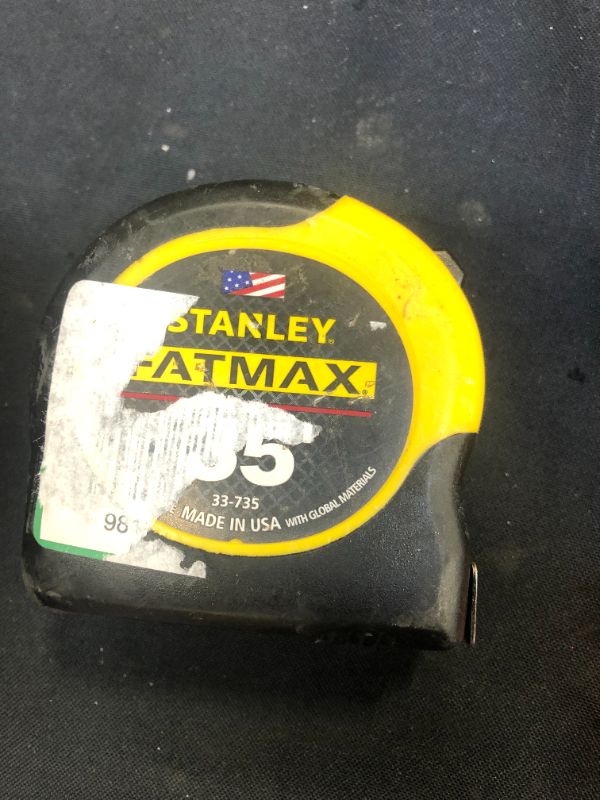 Photo 2 of 35 ft. FATMAX Tape Measure
