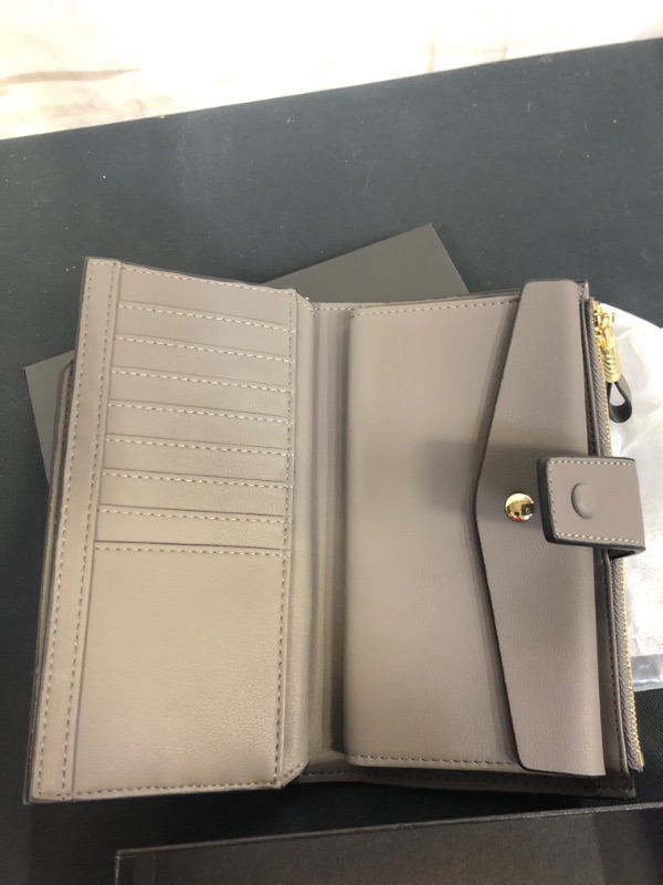 Photo 3 of Travelambo Womens RFID Blocking Large Capacity Luxury Waxed Genuine Leather Clutch Wallet Multi Card Organizer
