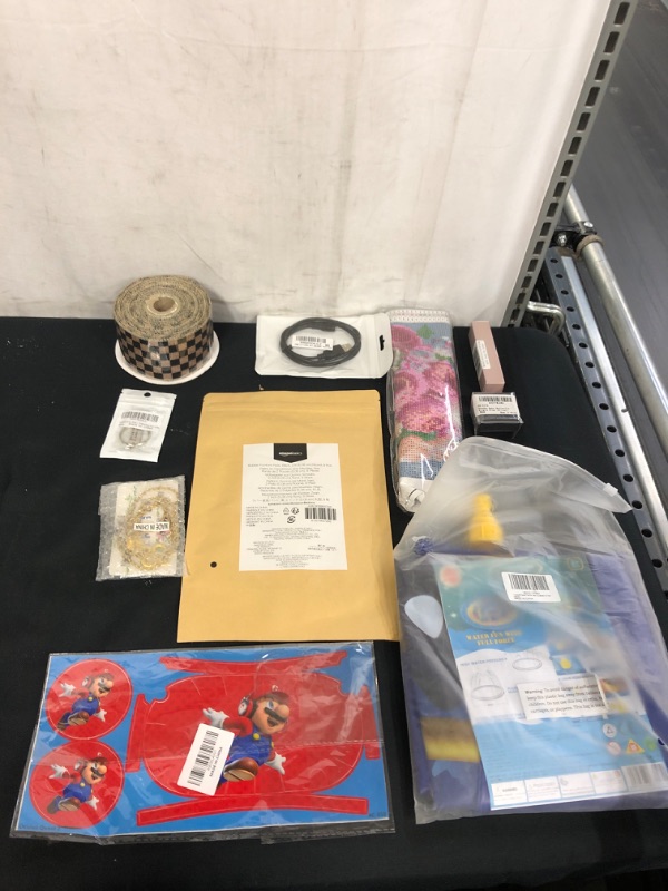 Photo 1 of 10PC LOT, MISC ITEMS 