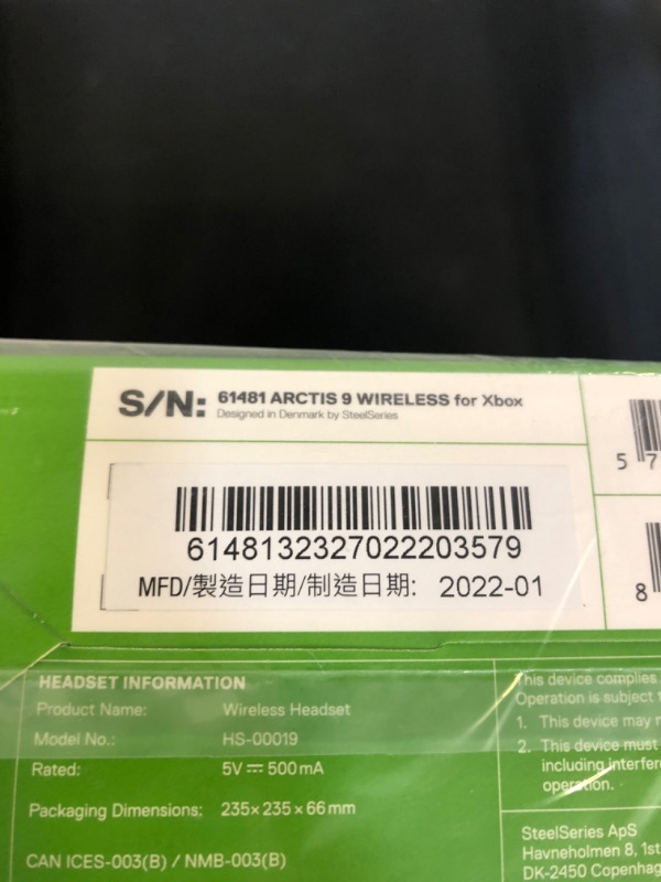 Photo 3 of SteelSeries Arctis 9X Wireless Gaming Headset – Integrated Xbox Wireless + Bluetooth – 20+ Hour Battery Life – for Xbox One and Series X
