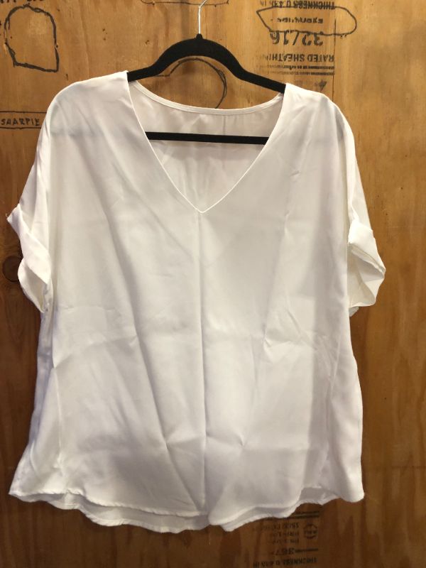 Photo 1 of Women's Blouse White Size X-L----Size Run's Small