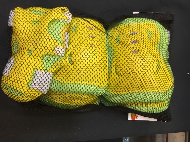 Photo 2 of BOSONER Knee Pads Set for Kids Age 3-15, Apply to Roller Skates Cycling BMX Inline Skating--Size M