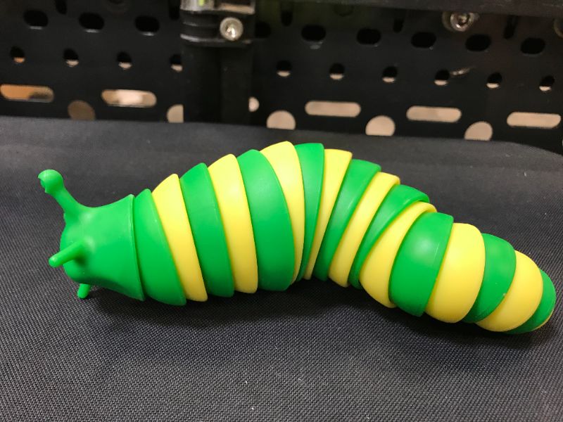 Photo 4 of 3D Printed Jointed Toy, Bendable Toy for Anxiety to Relax, 7.5 Inch Hand Sensory Toy and Easter Basket (Yellow-Green)