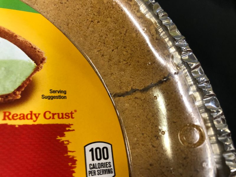 Photo 2 of 12 pcs Keebler Ready Crusts, Reduced Fat Graham Pie Crust, 6oz -----exp date 10/2022
