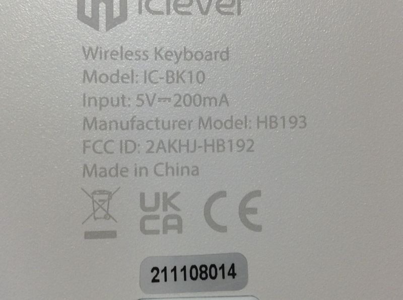 Photo 2 of iClever BK10 Bluetooth Keyboard, Multi Device Keyboard Rechargeable Bluetooth 5.1 with Number Pad Ergonomic Design Full Size Stable Connection Keyboard for iPad, iPhone, Mac, iOS, Android, Windows-----damage packaging 
