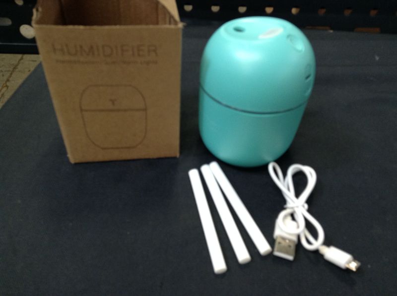 Photo 2 of Qualis Portable Mini Humidifier - 220ML Personal Travel Size (mini)  (Mint Green)
