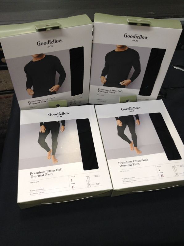 Photo 2 of  2 sets---Men's Premium Thermal Set Long Sleeve Top & Bottom Fleece Lined Goodfellow & Co™ Black Sise XL
