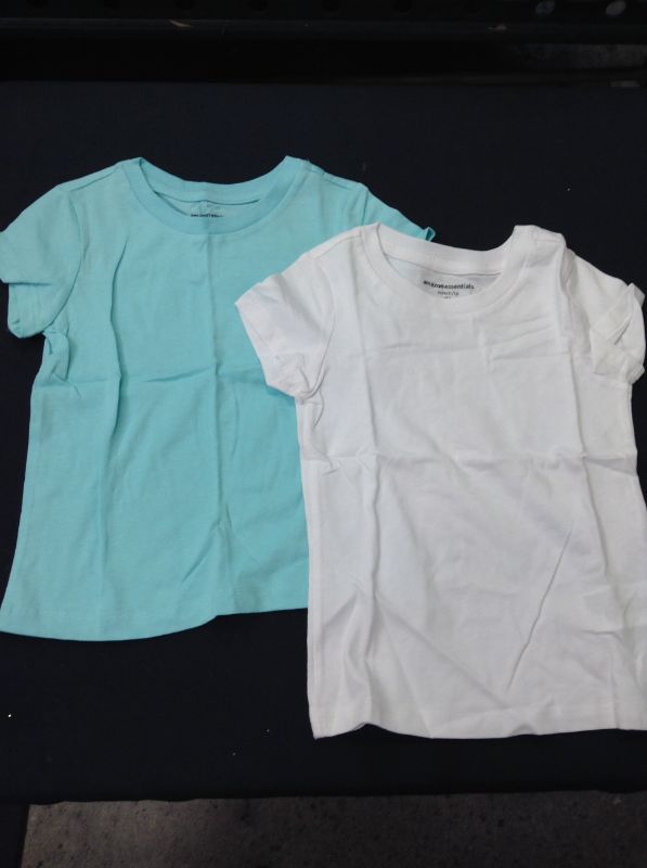 Photo 2 of Amazon Essentials Girls and Toddlers' Short-Sleeve T-Shirts- 2 PACK--SIZE XS/5