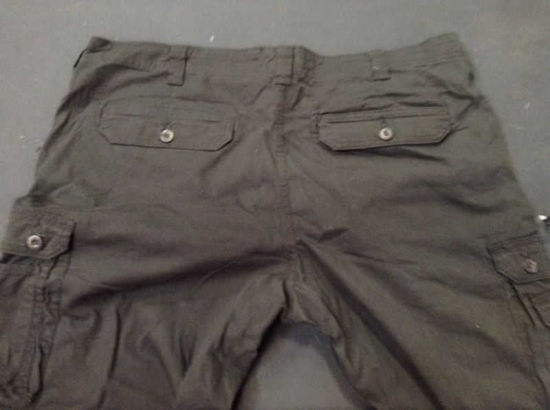 Photo 2 of Lee Men's Wyoming Relaxed Fit Cargo Pant-- SIZE 42X30