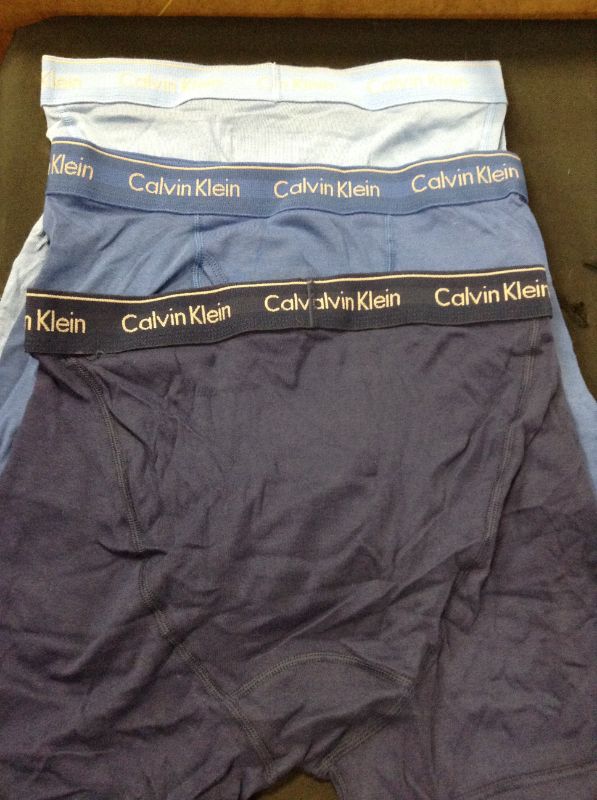Photo 2 of Calvin Klein Men's Cotton Classic Multipack Boxer Briefs--SIZE MED--OPEN PACKAGE