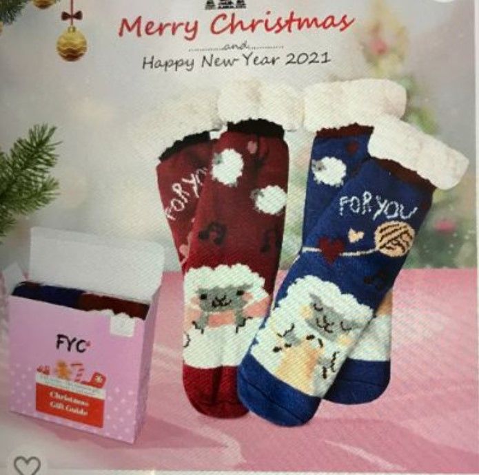 Photo 1 of FYC  WOMENS SOCKS WINTERWOOL SHEEP 2 PACK --- FACTORY SEALED 