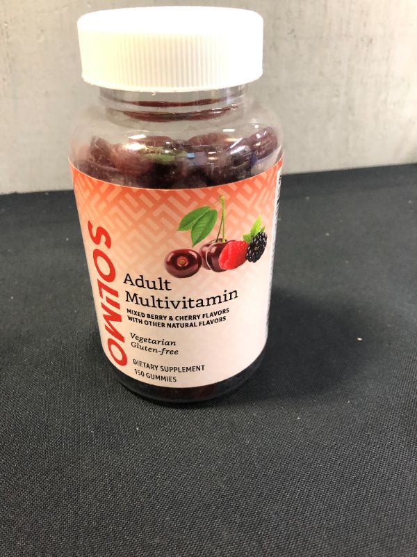 Photo 2 of Amazon Brand - Solimo Adult Multivitamin, 150 Gummies, 75-Day Supply
exp 9 2023