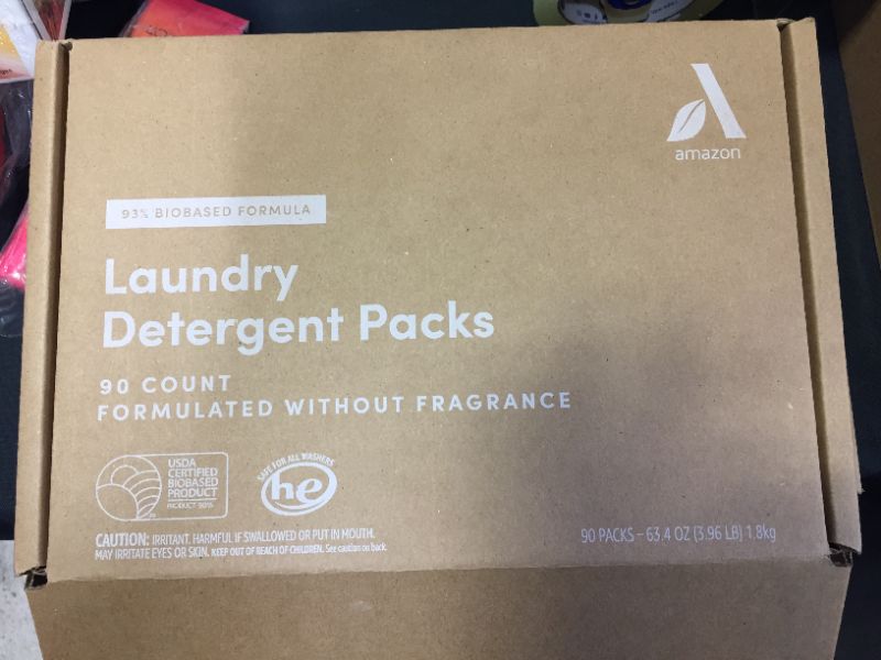 Photo 1 of Amazon Brand 93% Biobased Laundry Detergent Packs 90 COUNT 