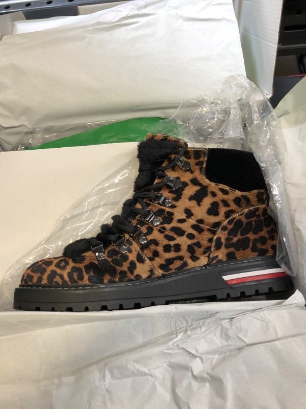 Photo 4 of Tommy Hilfiger Women's ICEE Fashion Boot, Cheetah Print, 8