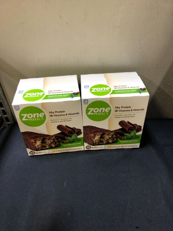 Photo 3 of ZonePerfect Protein Bars, Chocolate Mint, 14g of Protein, Nutrition Bars with Vitamins & Minerals, Great Taste Guaranteed, 10 Bars 2pack EXP may 1 2023
