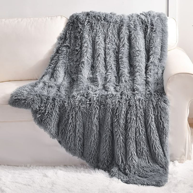 Photo 1 of YUSOKI Grey Faux Fur Throw Blanket,2 Layers,50" x 60", Gray Soft Fuzzy Fluffy Couch Blanket Plush Furry Comfy Warm Blanket for Bed Chair Sofa Bedroom Dog Cat Men--- Factory sealed ----
