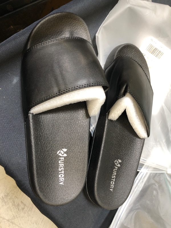Photo 2 of Sandals for Women Non Slip House Slide Slip on Cute Slippers Beach Shoes Outdoor Slide with Open Toe
size 10.5 --- Factory sealed ----