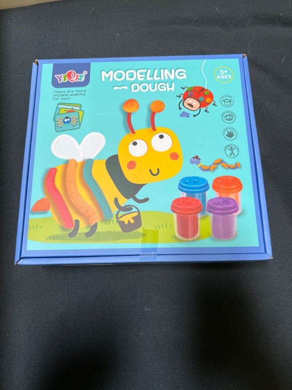 Photo 2 of Air Dry Modeling Clay Kit, DIY Clay for Kids Magic Clays with Tool 8 Pattern Cards, Ideal Art Clay Crafts Gift
